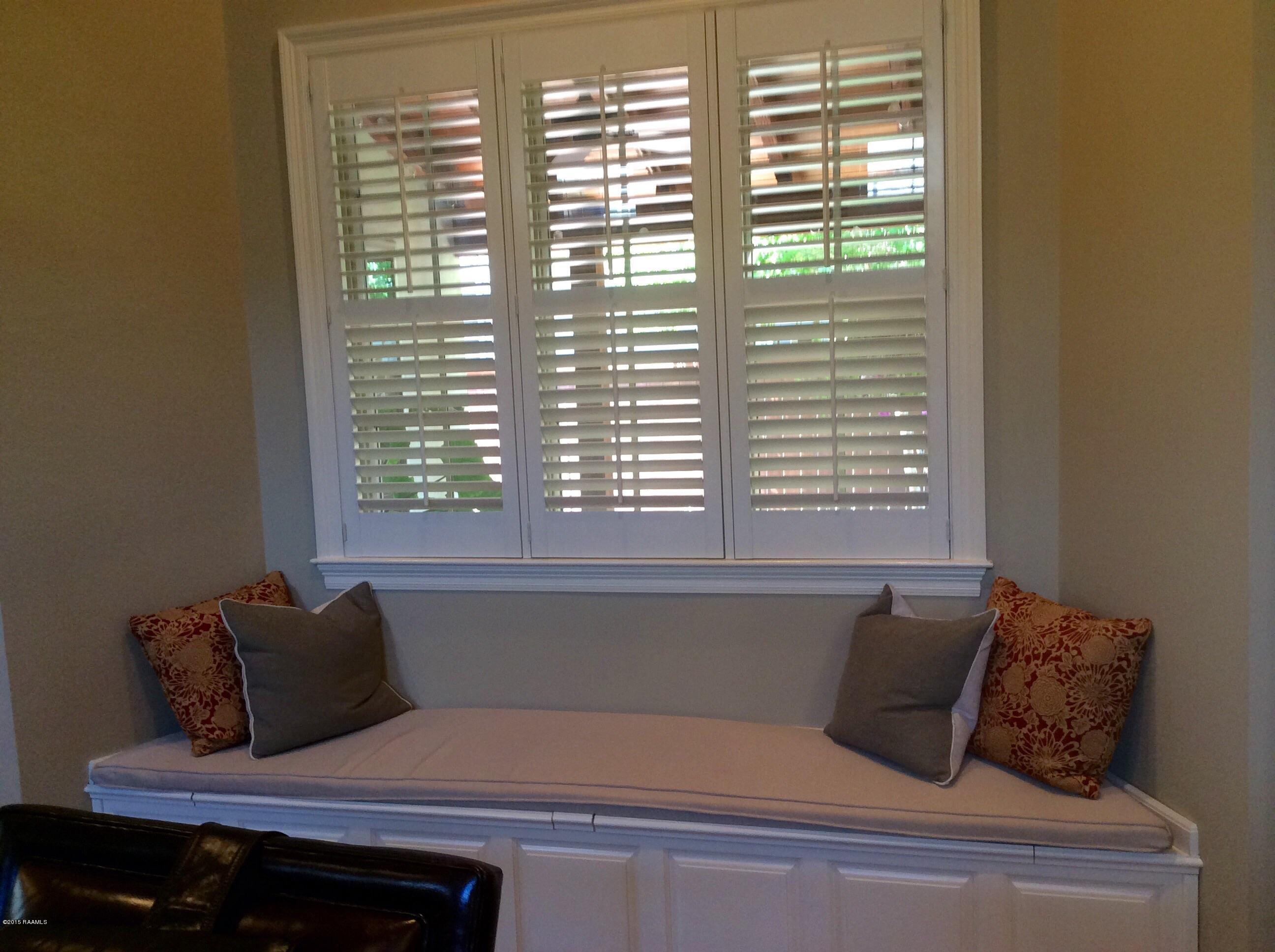 407 Harbor Road Youngsville, LA 70592 - Photo 16 of 45 image