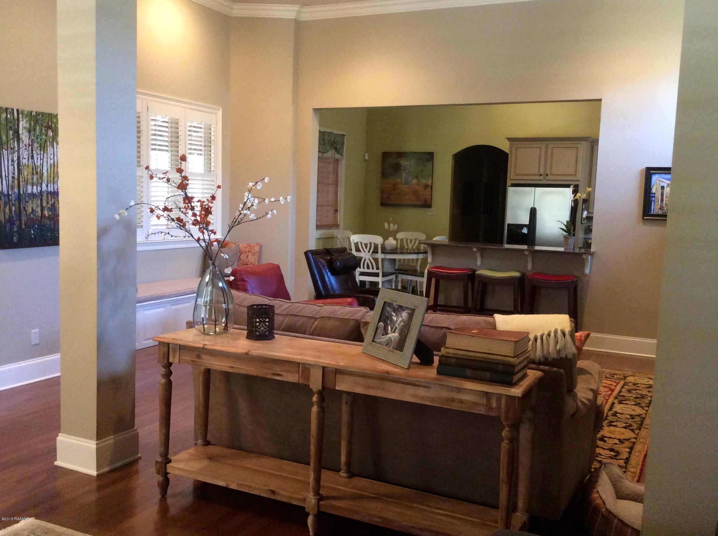407 Harbor Road Youngsville, LA 70592 - Photo 9 of 45 image