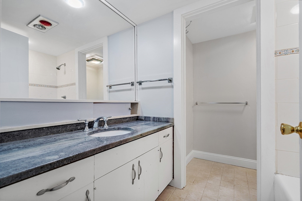 379 Concord Road, Unit 1&2 Sudbury, MA 01776 - Photo 14 of 41