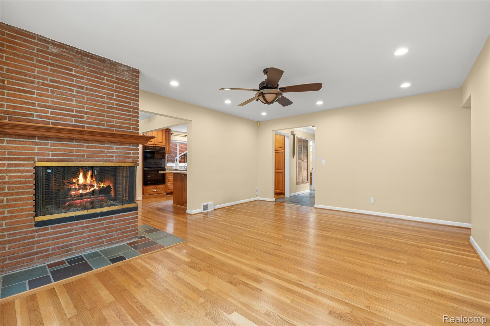 28432 Westerleigh Road Farmington, MI 48334 - Photo 23 of 49 Wood burning fireplace