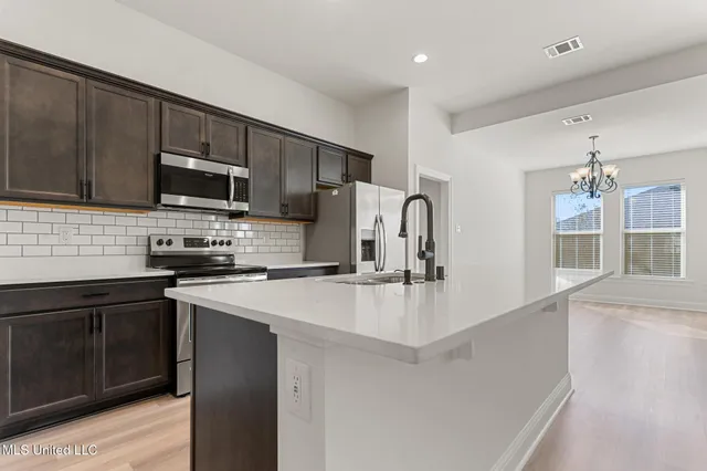 $295,900 | 18119 Evergreen Drive, Gulfport, MS 39503