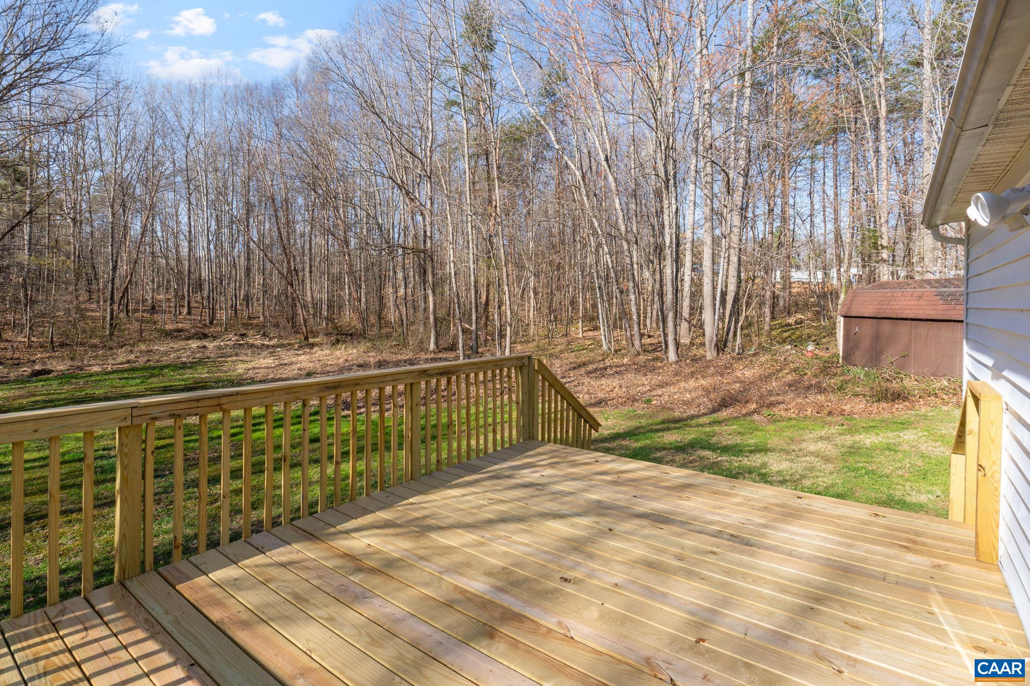 11527 South Constitution Route Scottsville, VA 24590 - Photo 11 of 38