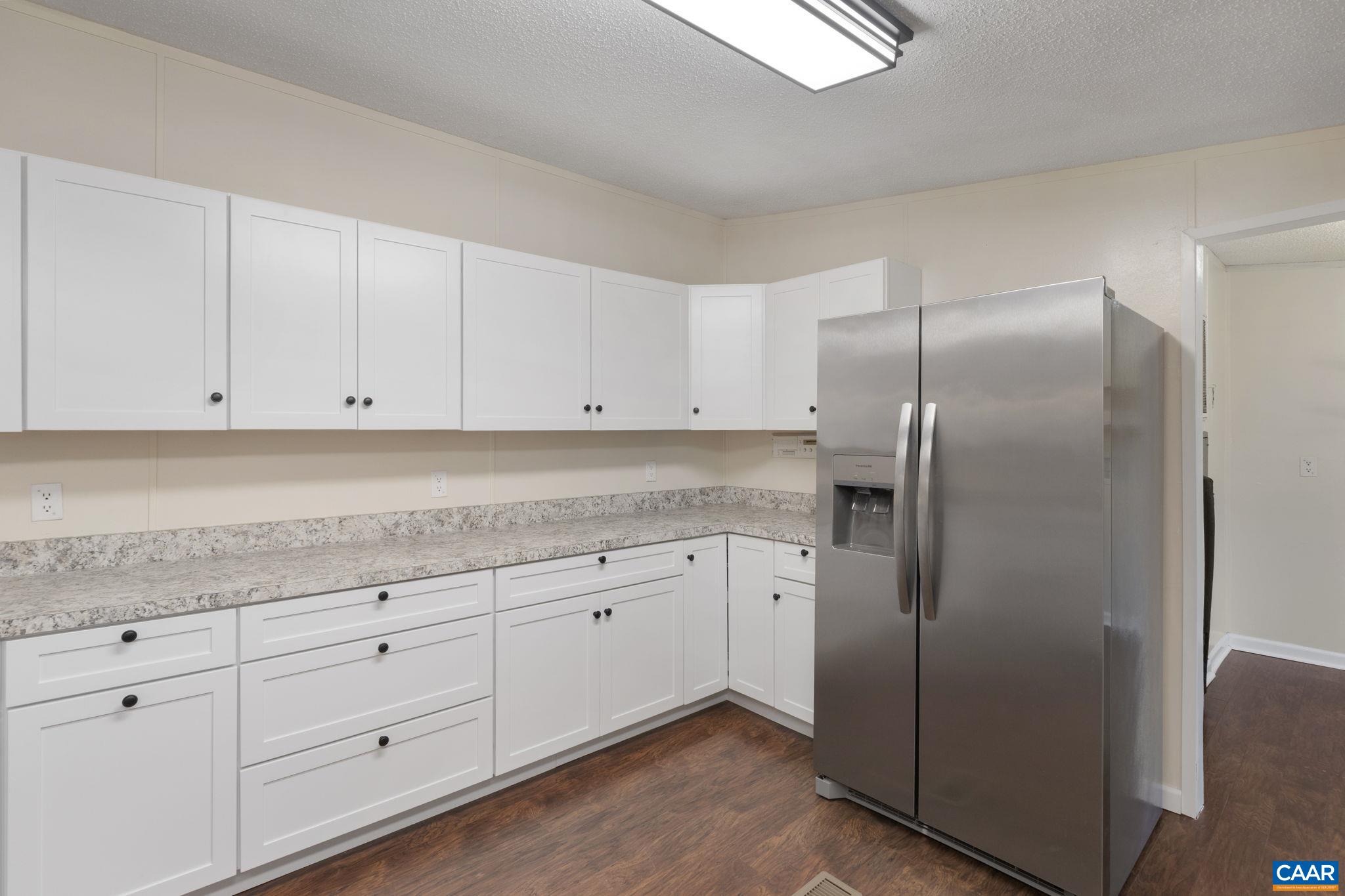 11527 South Constitution Route Scottsville, VA 24590 - Photo 22 of 38