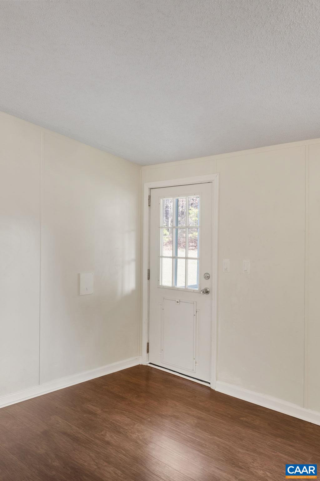 11527 South Constitution Route Scottsville, VA 24590 - Photo 31 of 38