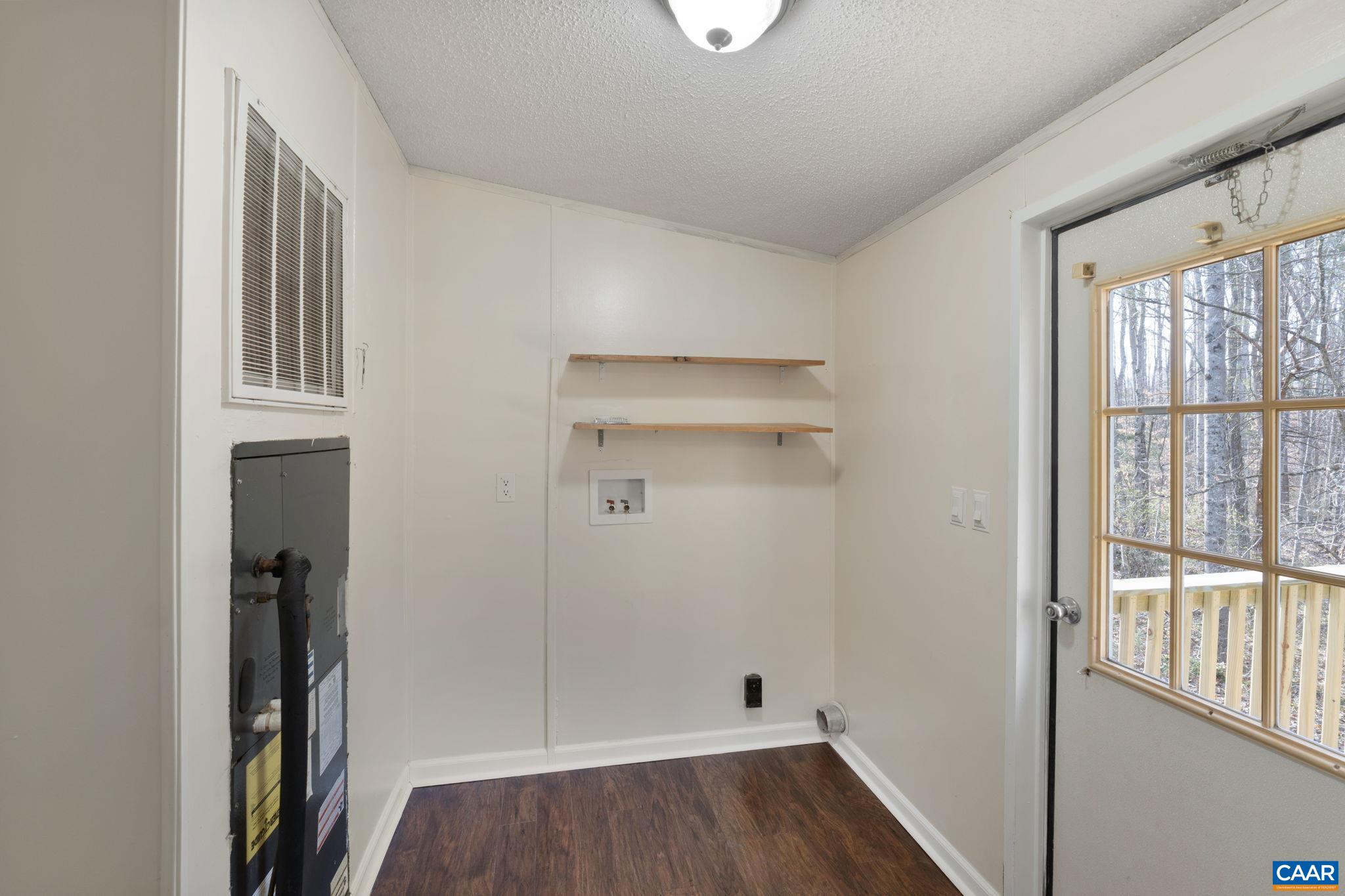 11527 South Constitution Route Scottsville, VA 24590 - Photo 38 of 38