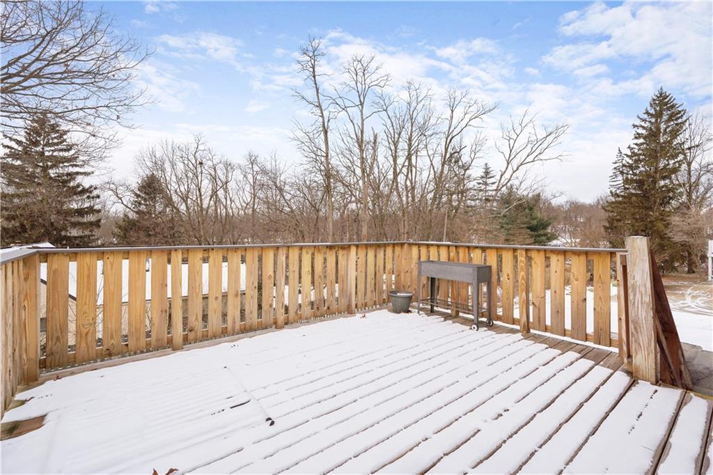 903 Wible Run Road Pittsburgh, PA 15209 - Photo 21 of 33 a view of balcony with wooden floor and fence
