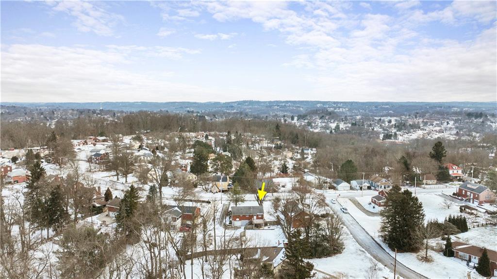 903 Wible Run Road Pittsburgh, PA 15209 - Photo 4 of 33 a view of city and mountain