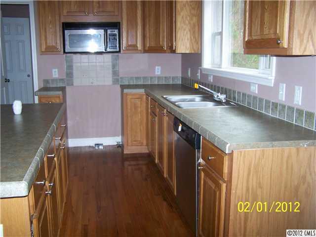 493 Brock Road Pageland, SC 29728 - Photo 4 of 10 Gallery Image 4
