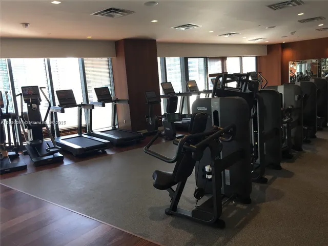 $4,800 | 1300 South Miami Avenue, Unit 4111, Miami, FL 33130