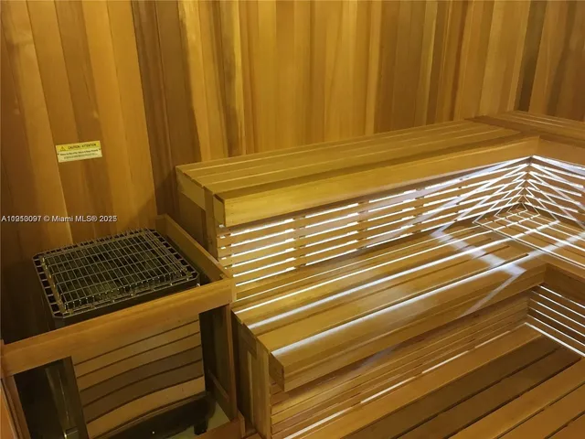 $4,800 | 1300 South Miami Avenue, Unit 4111, Miami, FL 33130