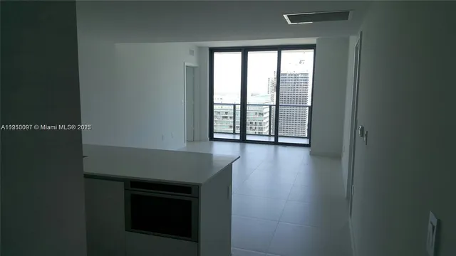 $4,800 | 1300 South Miami Avenue, Unit 4111, Miami, FL 33130