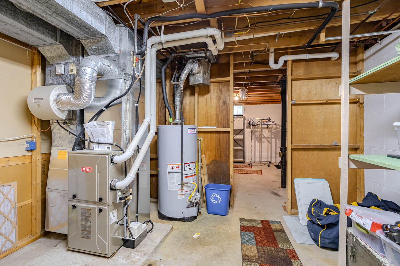 1111 Marquardt Road Wausau, WI 54403 - Photo 55 of 62 Utility room