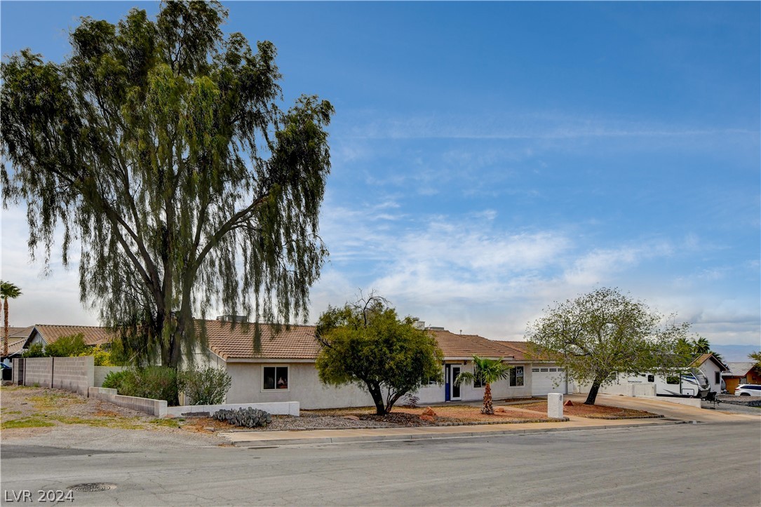 430 Crestway Road Henderson, NV 89015 - Photo 2 of 16