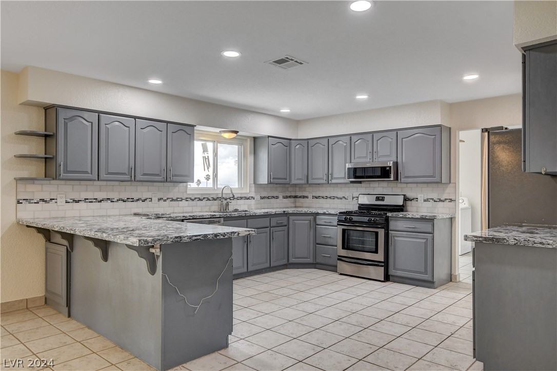 430 Crestway Road Henderson, NV 89015 - Photo 6 of 16