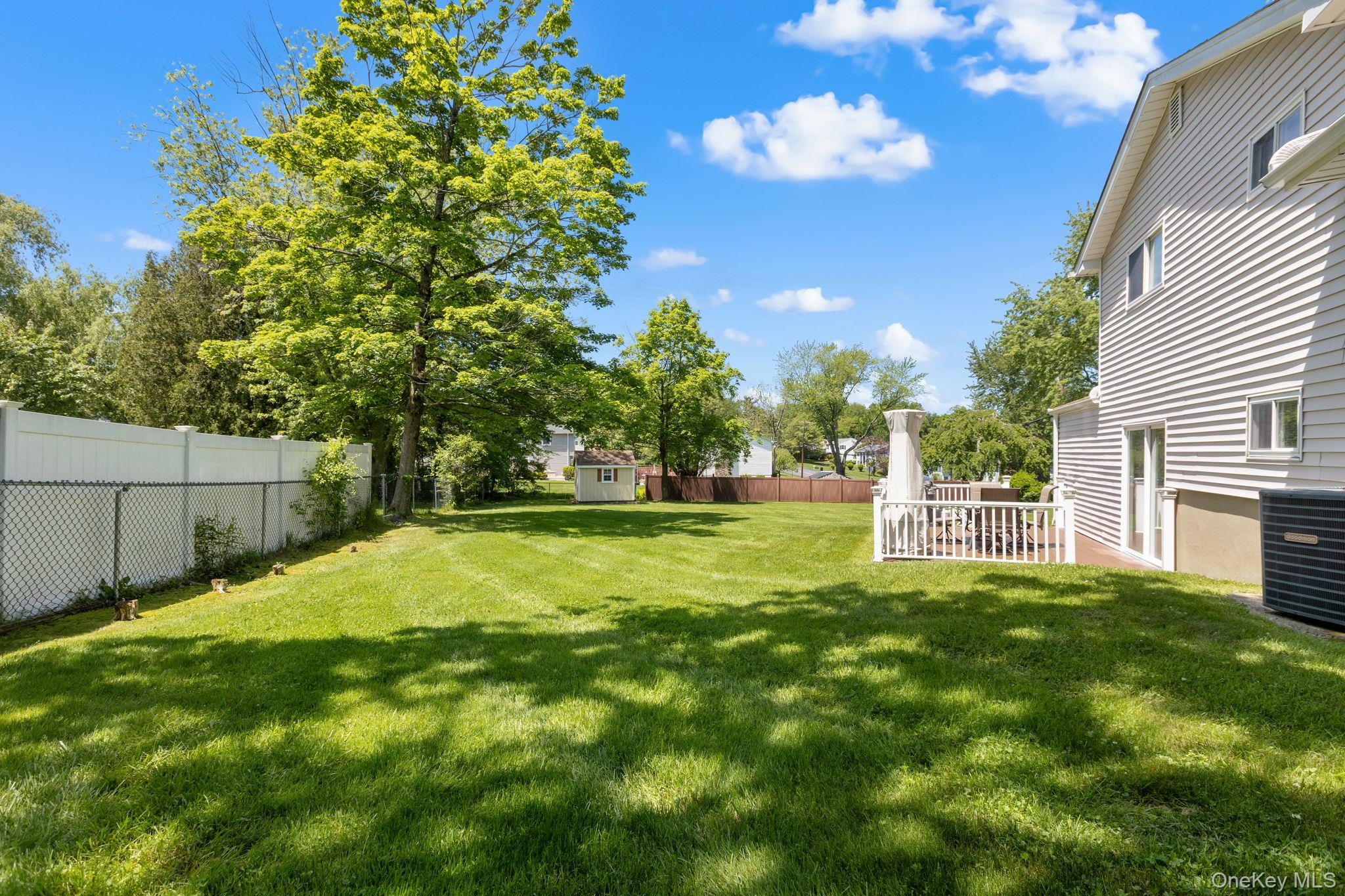 351 London Road Yorktown Heights, NY 10598 - Photo 28 of 32