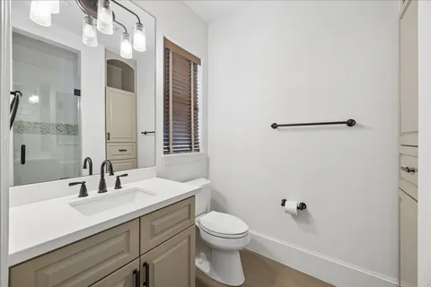 $899,000 | 1525 Early Lane, Houston, TX 77055
