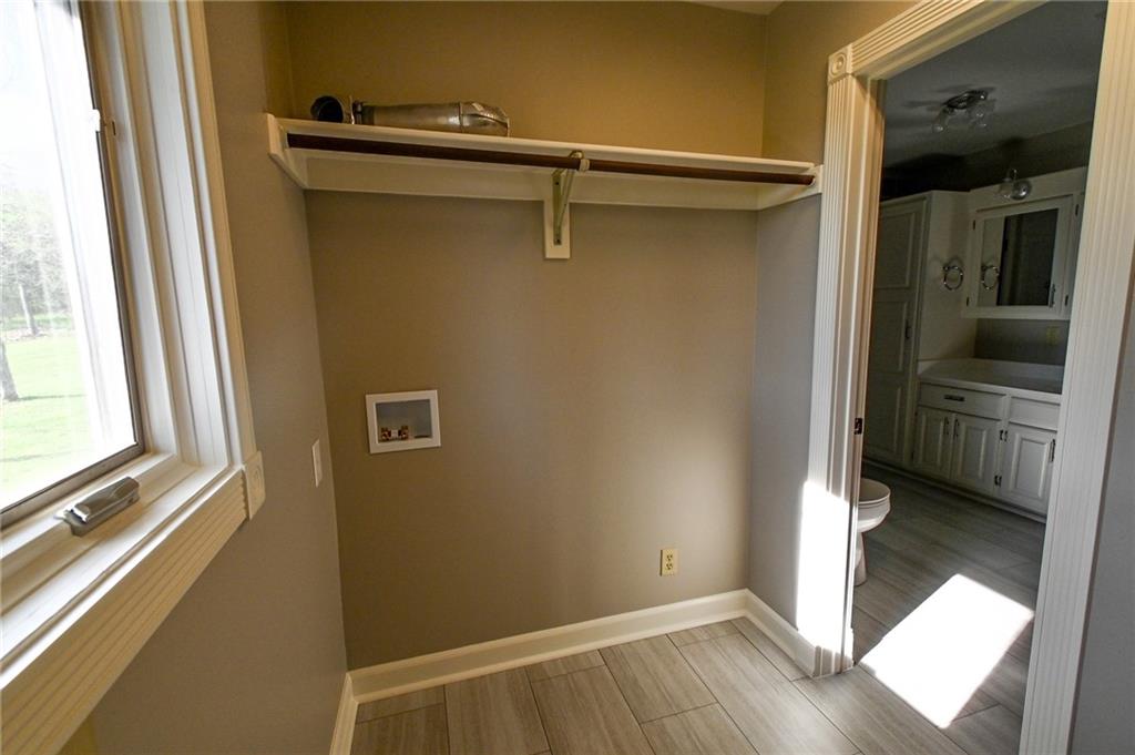 5855 Southeast 981 Pvt Road Collins, MO 64738 - Photo 17 of 52