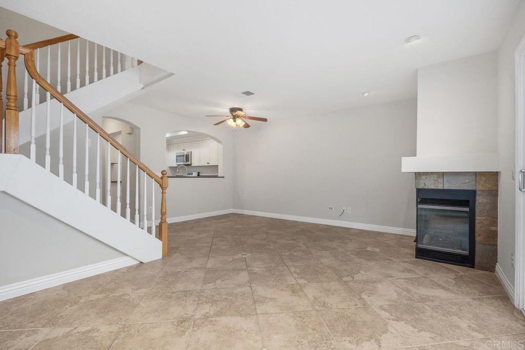 750 Breeze Hill Road, Unit 110 Vista, CA 92081 - Photo 7 of 32