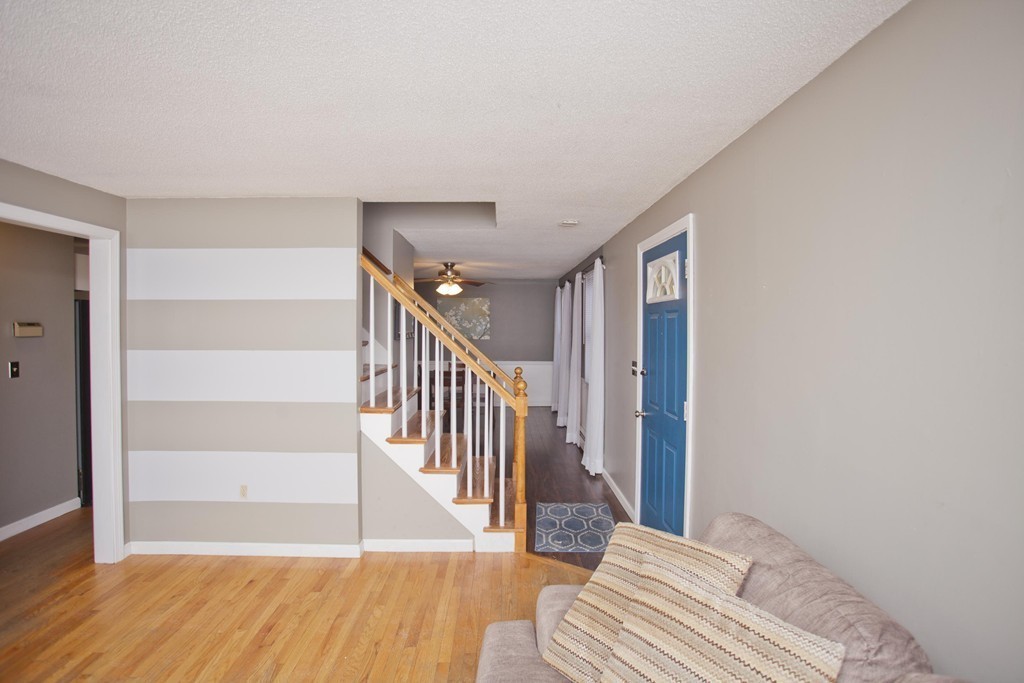 48 Burdette Street Springfield, MA 01108 - Photo 3 of 22 Gallery Image 3