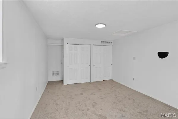 $145,000 | 9604 Ridge Avenue, Overland, MO 63114