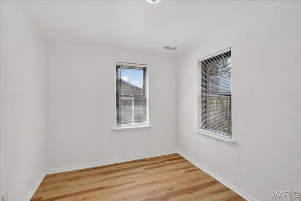 $145,000 | 9604 Ridge Avenue, Overland, MO 63114