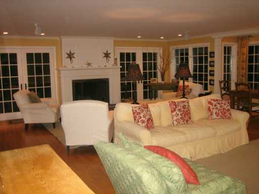 9 Harbour Road Barrington, RI 02806 - Photo 3 of 8 Other.