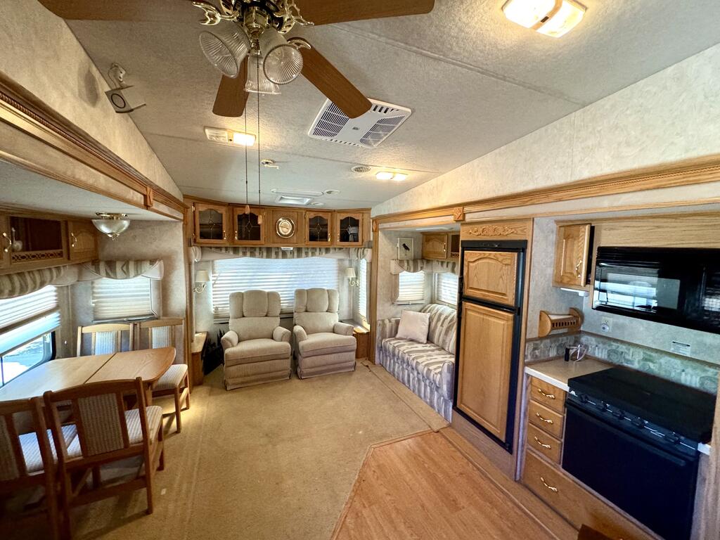 124 Fahrig Road Leakey, TX 78873 - Photo 22 of 43 Gallery Image 22