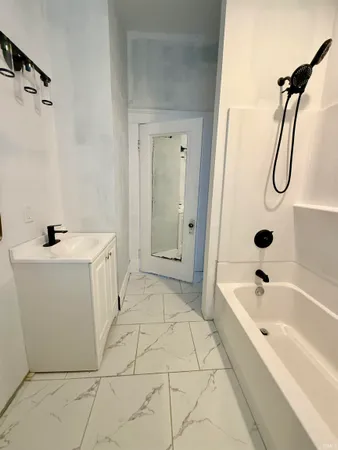 $185,000 | 600 Adams Avenue, Evansville, IN 47713