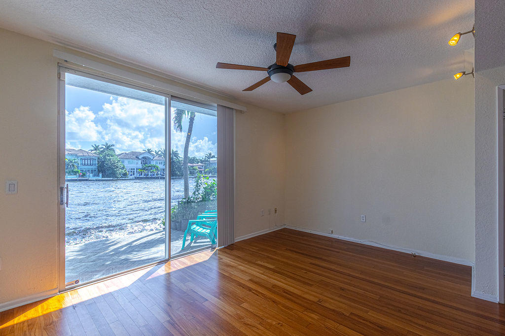 950 Jeffery Street Boca Raton, FL 33487 - Photo 9 of 25 IMG_2004-HDR