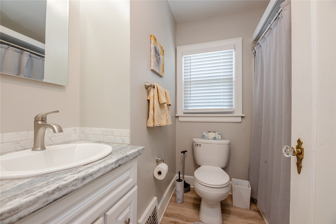 74 Eglantine Road Greece, NY 14616 - Photo 17 of 29