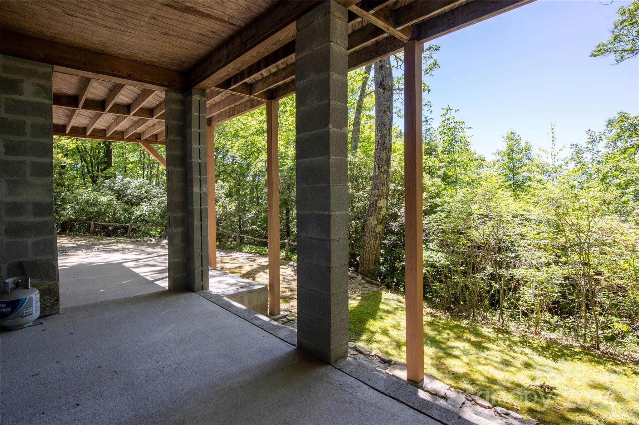 1457 Strawberry Ridge Road Spruce Pine, NC 28777 - Photo 18 of 44 Gallery Image 18
