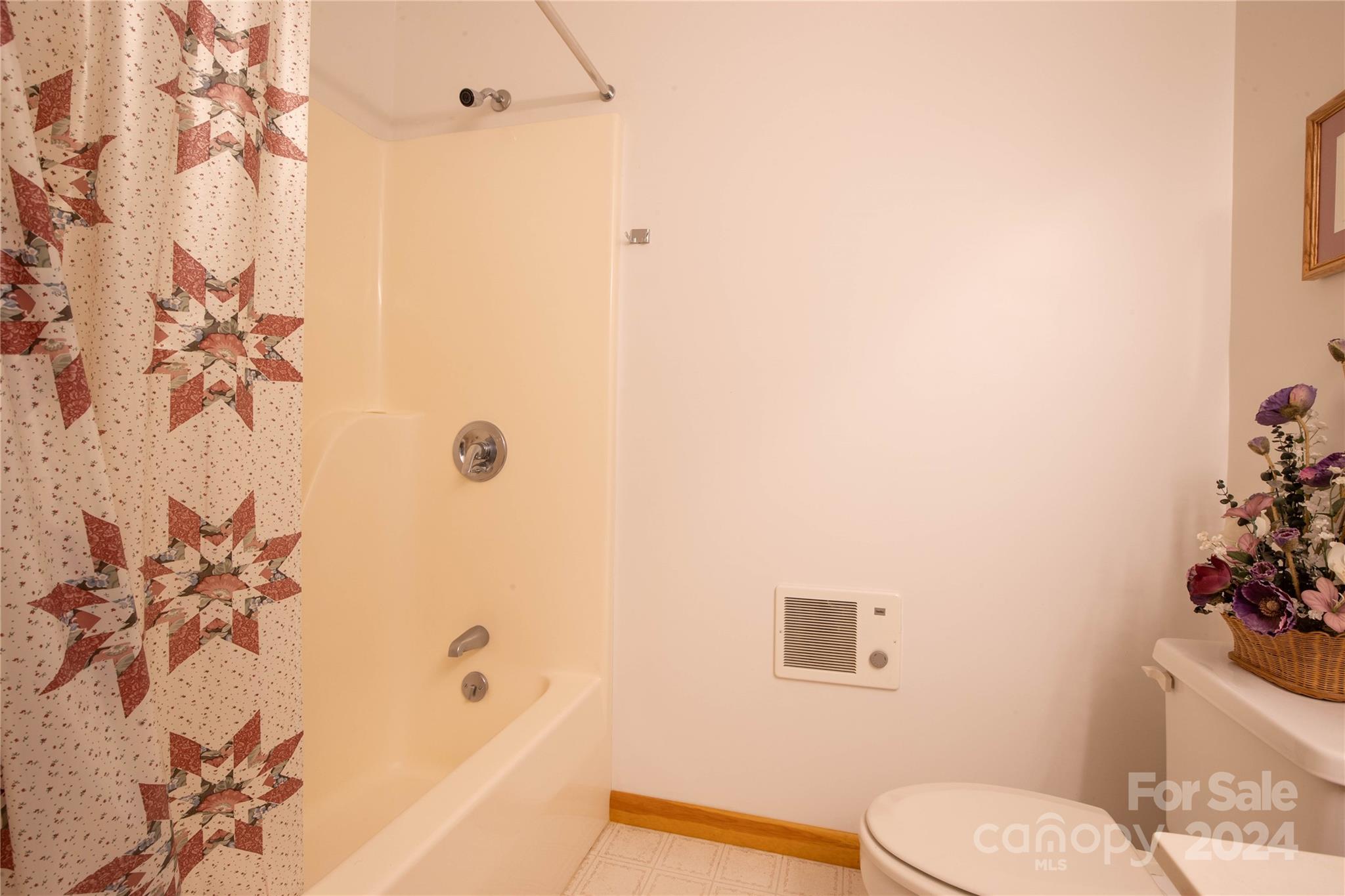 1457 Strawberry Ridge Road Spruce Pine, NC 28777 - Photo 37 of 44 Gallery Image 37
