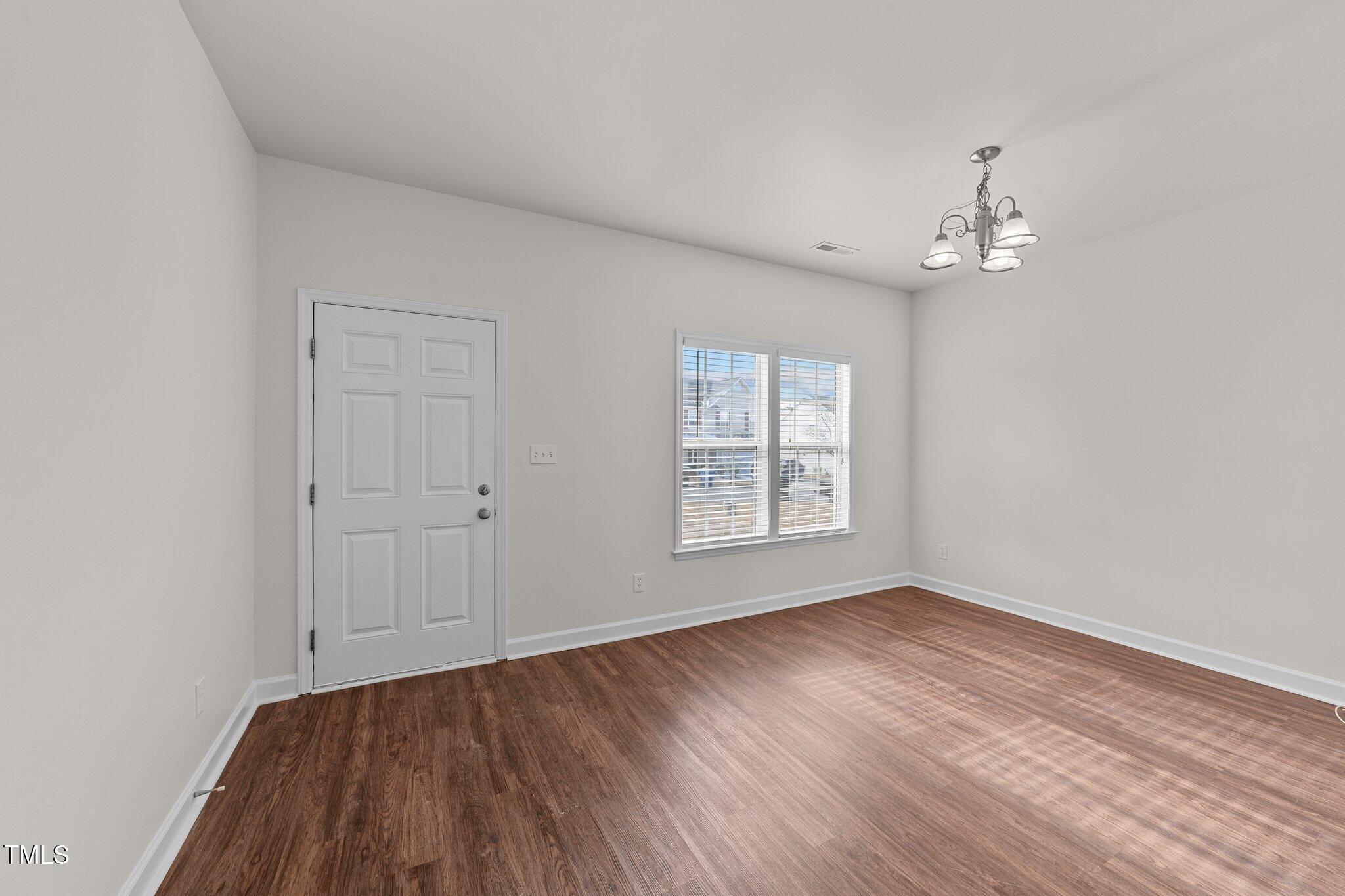 7041 Spanglers Spring Way Raleigh, NC 27610 - Photo 7 of 44 16-web-or-mls-VB4A7223