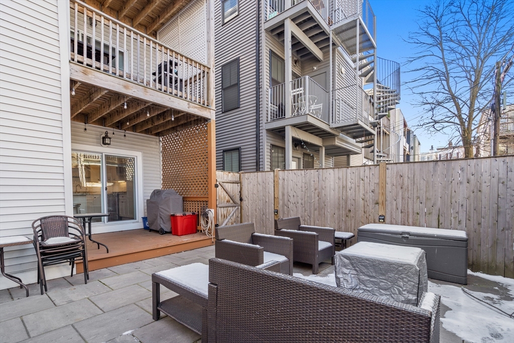 9 O Street, Unit 1 Boston, MA 02127 - Photo 14 of 18