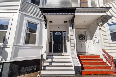 $725,000 | 9 O Street, Unit 1, Boston, MA 02127