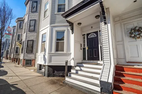 $725,000 | 9 O Street, Unit 1, Boston, MA 02127