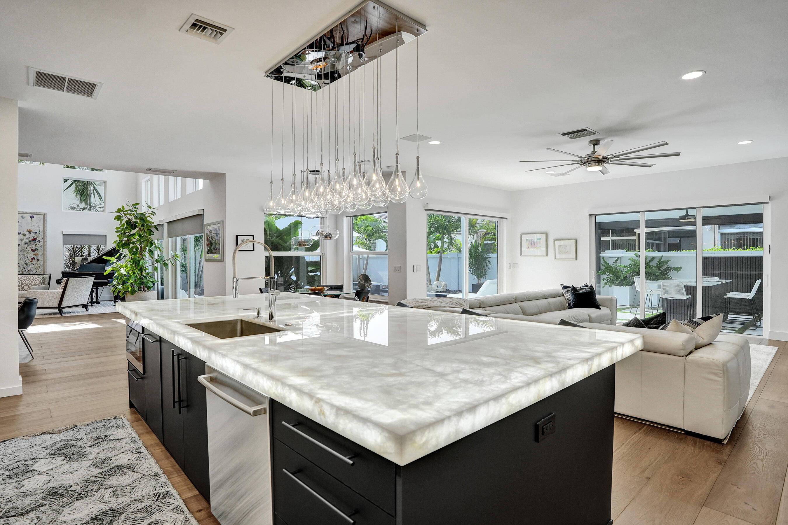 4290 Northwest 62nd Road Boca Raton, FL 33496 - Photo 17 of 69 Counters