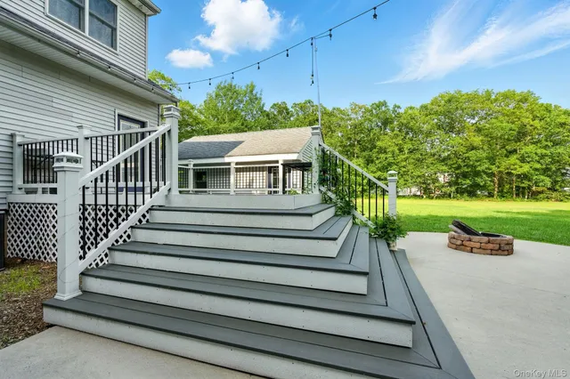 $728,000 | 3 Alabama Avenue, Port Jefferson Station, NY 11776