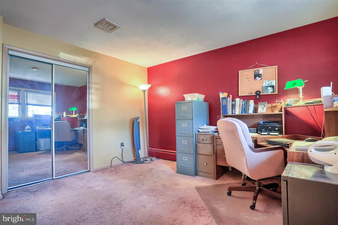 780 Woodberry Road York, PA 17403 - Photo 25 of 36 Gallery Image 25