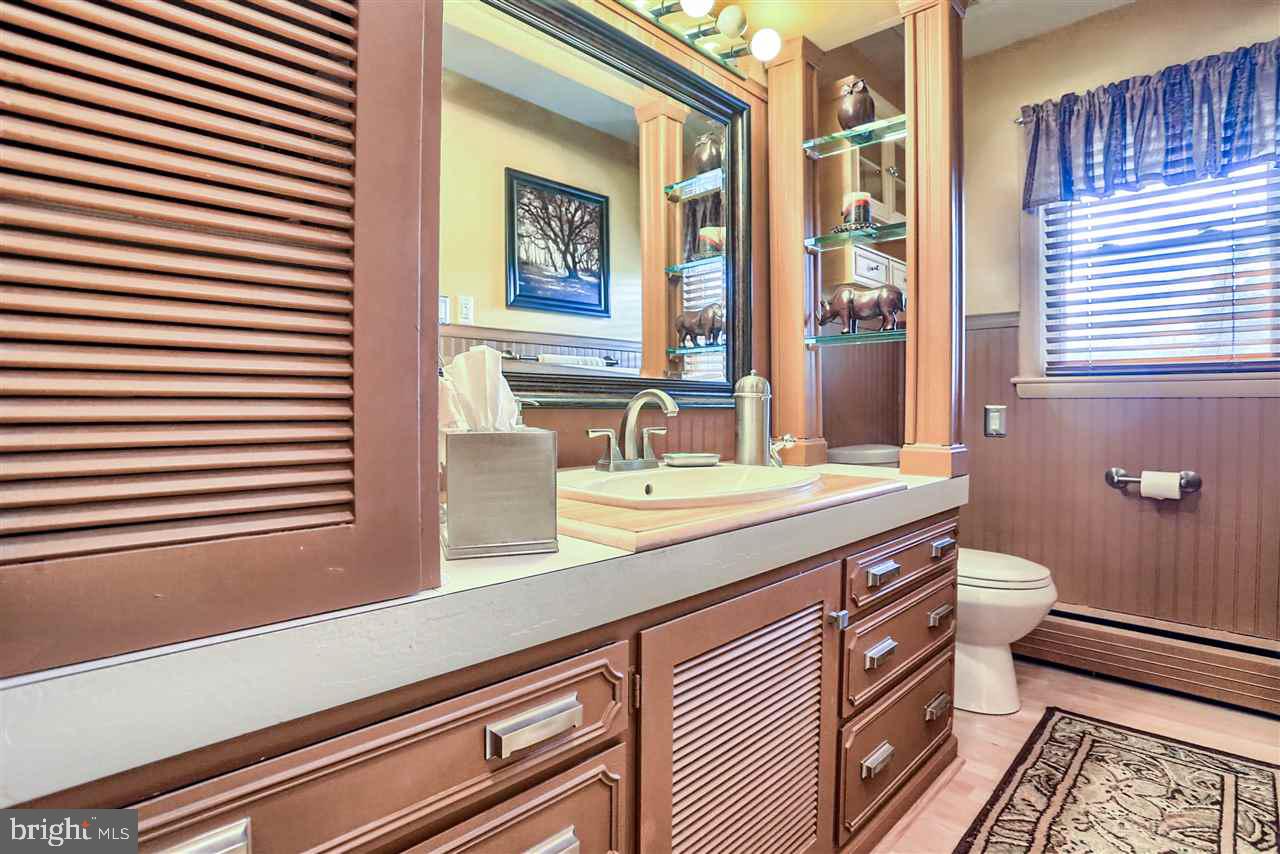 780 Woodberry Road York, PA 17403 - Photo 31 of 36 Gallery Image 31