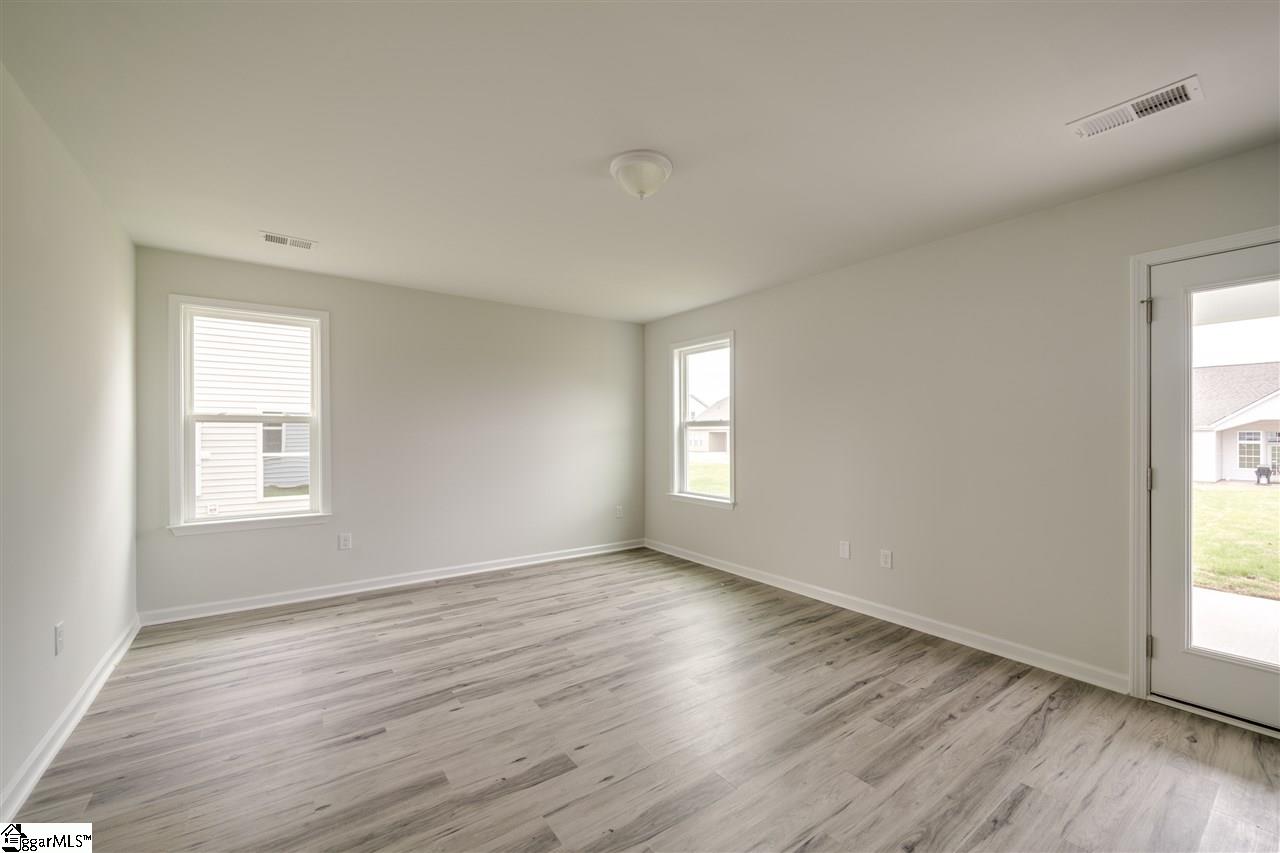 917 Knoll Ridge Way Inman, SC 29349 - Photo 4 of 12