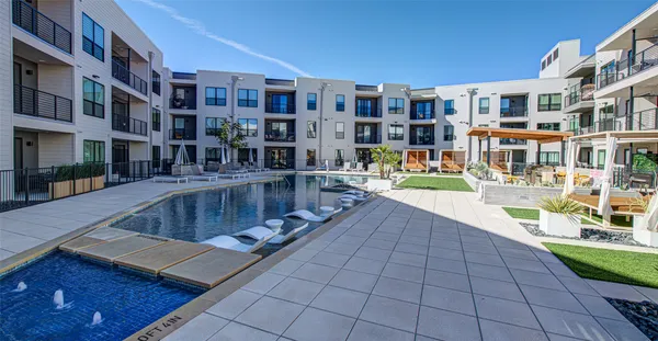 $2,850 | 1701 Simond Avenue, Unit 436, Austin, TX 78723