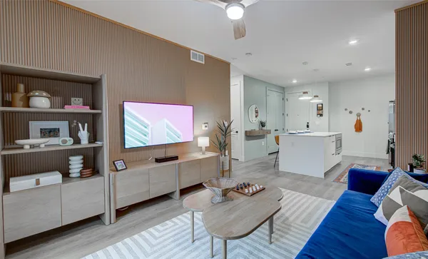 $2,850 | 1701 Simond Avenue, Unit 436, Austin, TX 78723