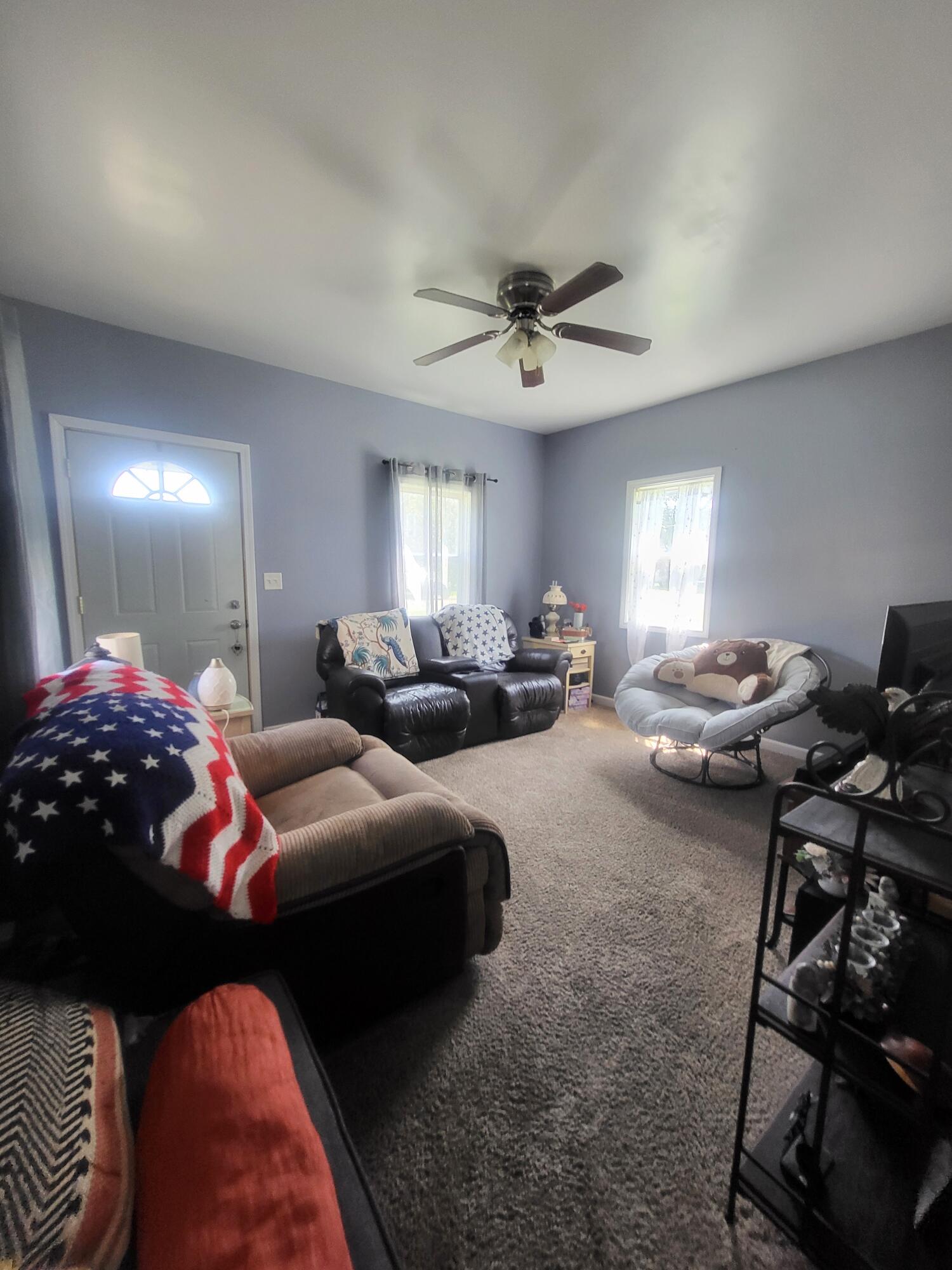 4018 East Kellar Street DeMotte, IN 46310 - Photo 13 of 17 1500x2000