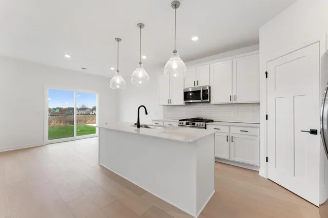 $449,565 | 7653 Swan Street, Lino Lakes, MN 55038