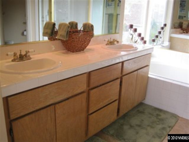 2800 Starr Meadows Loop Reno, NV 89519 - Photo 7 of 13 Photo 7