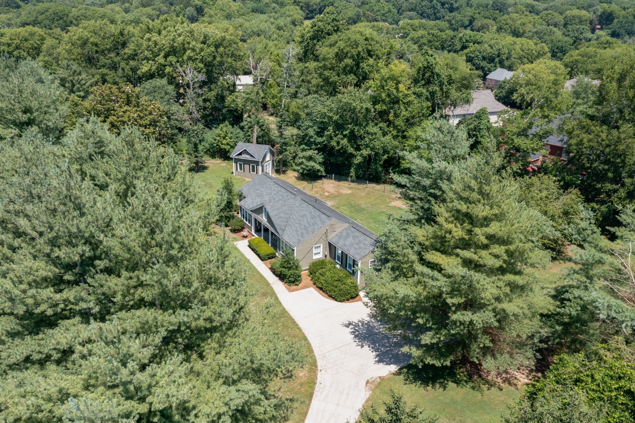 130 Mallory Station Road Franklin, TN 37067 - Photo 34 of 35 Gallery Image 34