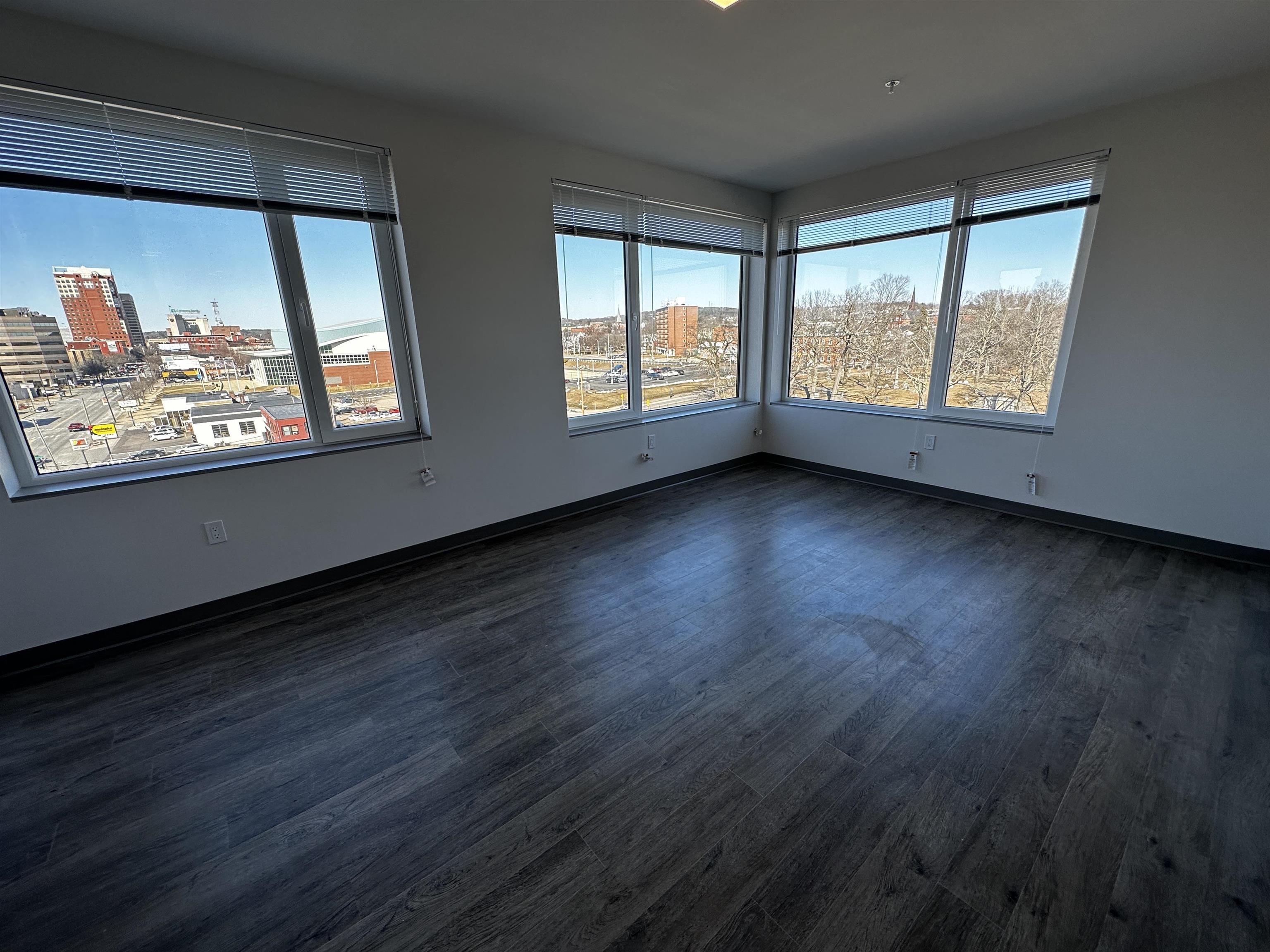 409 Elm Street, Unit 601 Manchester, NH 03101 - Photo 11 of 39