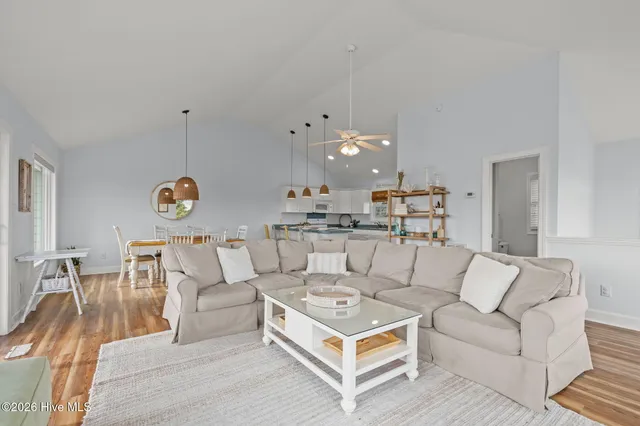 $790,000 | 101 Shipwreck Lane, Emerald Isle, NC 28594