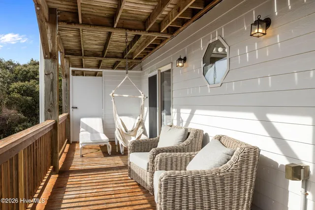 $790,000 | 101 Shipwreck Lane, Emerald Isle, NC 28594